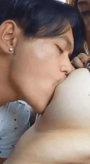 Udah lama ga netekin pacar