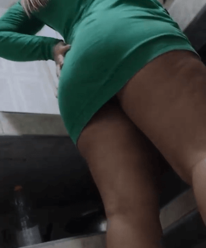 Ajak Ngentot Menantu Body Montok di Dapur