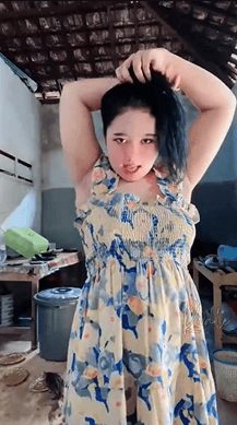 Tante Cici Masak Di Dapur Pamer Toket Gede